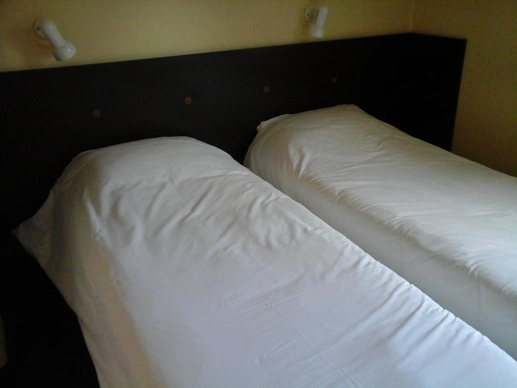 Fasthotel Angers Beaucouzé Zimmer foto